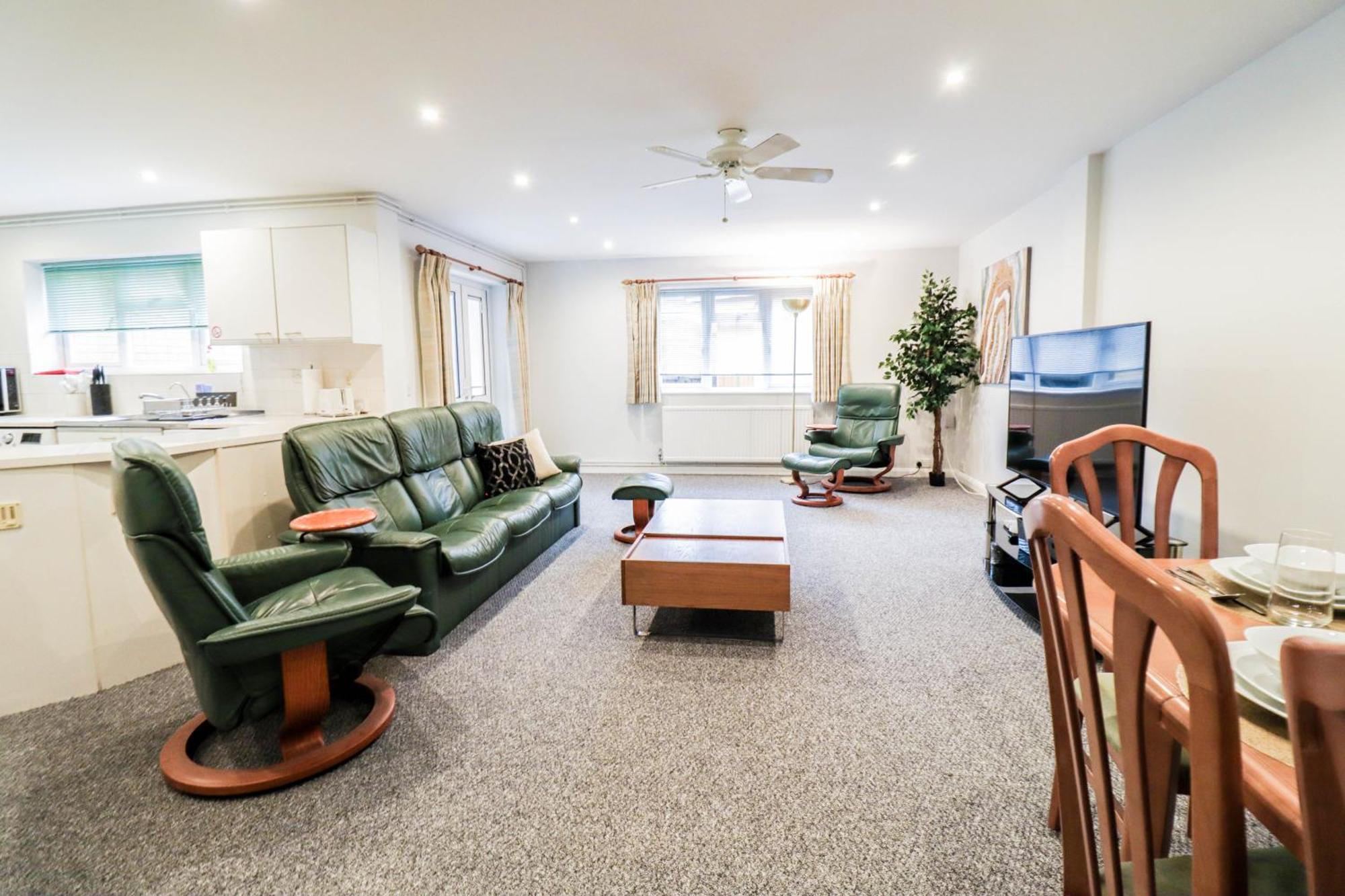 Bright And Spacious Contractor House L Parking! Борхамуд Екстериор снимка